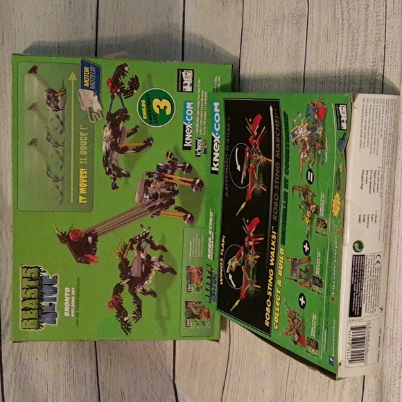K'NEX BEASTS ALIVE Motorized Building Sets - Robo-Sting, Bronto Knex COMPLETE - Picture 2 of 16